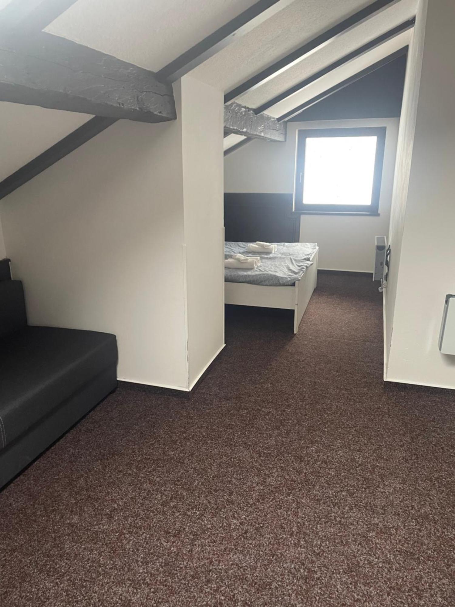 Hotel Lovecky Zamecek Orion Liberec Eksteriør billede